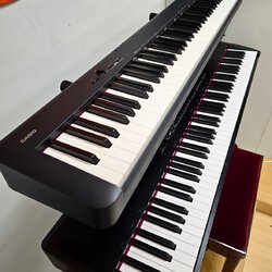 🎶🎶 Uno de nuestros pianos digitales estrella es el " Casio CDP-S110" ya que combina calidad , diseño y potabilidad. Además,  es idóneo para principiantes y pianistas más avanzados 👌👌 . Puedes probarlo en nuestra tienda física y también adquirirlo en nuestra página web con envío gratis!!🙃🤩🎶🎶
.
.
.
.
.
.
.
.
.
.
.
.
.
.
.
.
.
.
.
.
.
.
.
.
#rockmusic #instrumentosmusicales #pianodigital # casio #casiocdps110 #piano #pianista #musically #instamusic #tiendademusica #galeriasmamut #oiartzun #comerciolocal