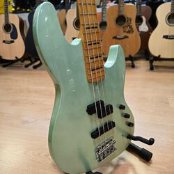 🎶🎶Hemos recibido en nuestra tienda física el bajo eléctrico Marcus Miller U7 4 en color Surf Green Metallica!! Pronto estará disponible en nuestra web. ¿Qué os parece?😉🙃🎶🎶
.
.
.
.
.
.
.
.
.
.
.
.
.
.
.
.
.
.
#rockmusic #instrumentosmusicales #bajoelectrico #marcusmiller #bajomarcusmiller #bajista #bassist #tiendademusica ##galeriasmamut #oiartzun #instamusic #musically #comerciolocal #música #musician