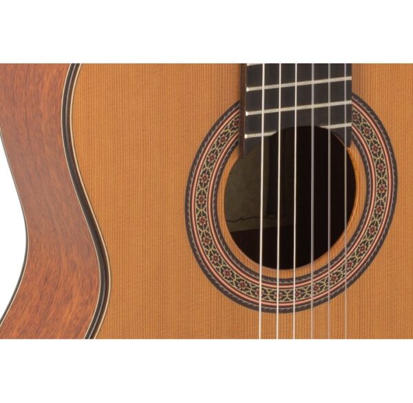 Admira A40 satinada serie artesanía guitarra española envio gratis