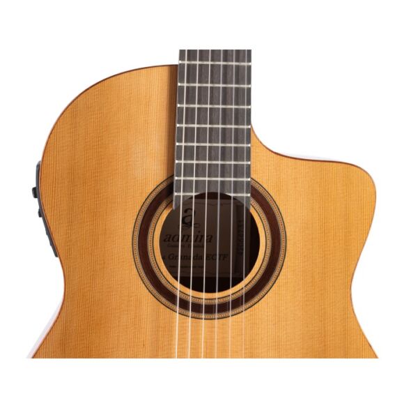 Admira Granada electrificada fishman cutaway estrecha guitarra clásica envio gratis