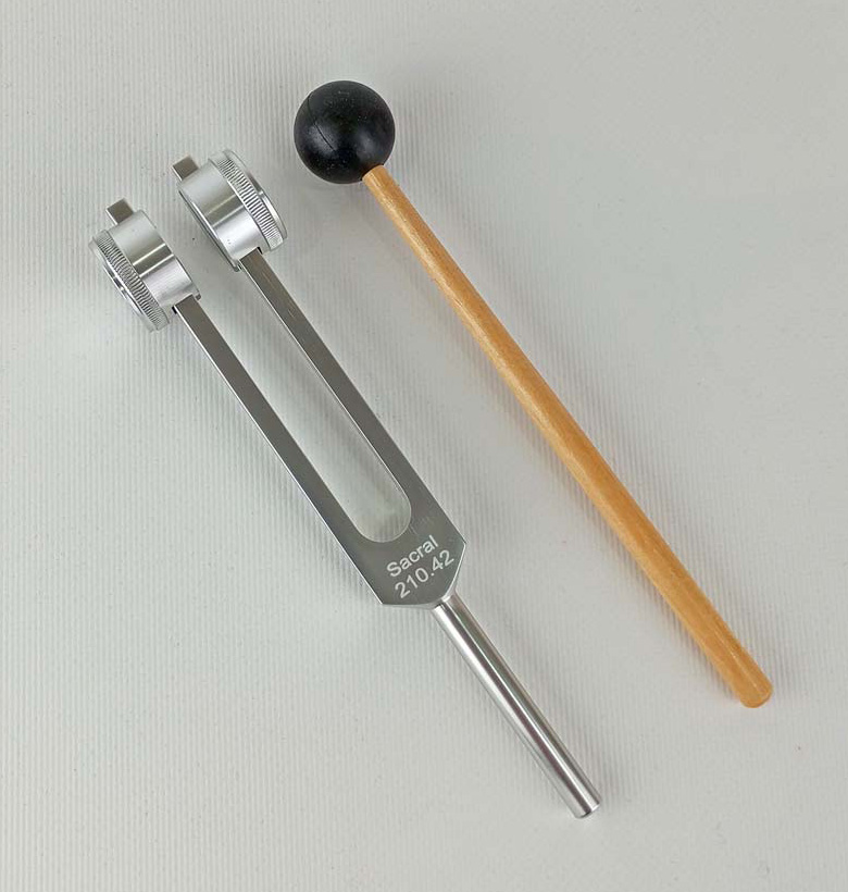 Diapasón Chakra Sacral/Luna 210,42Hz con pesas plateado envio gratis